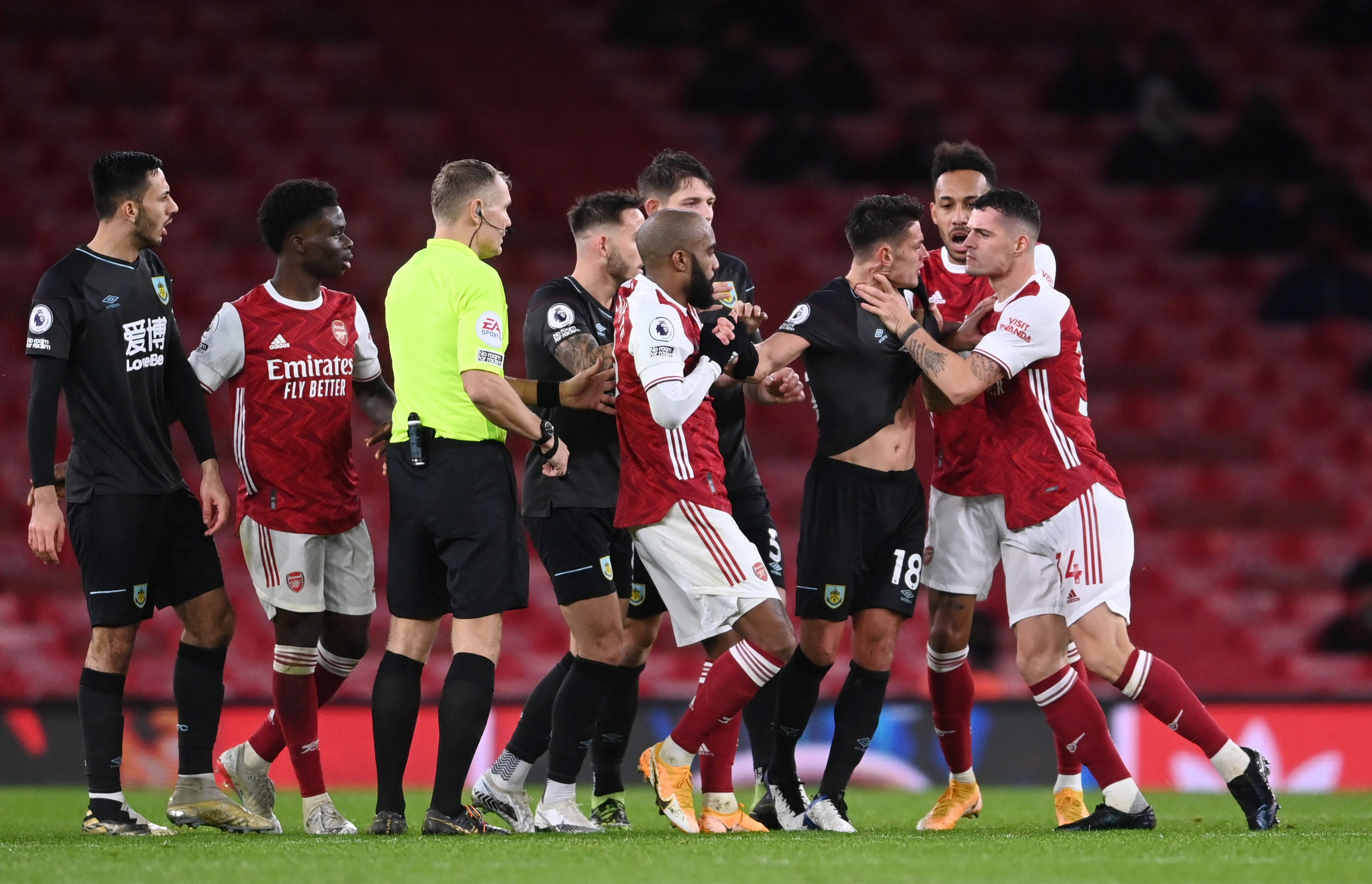 再次引发了 再次引发了